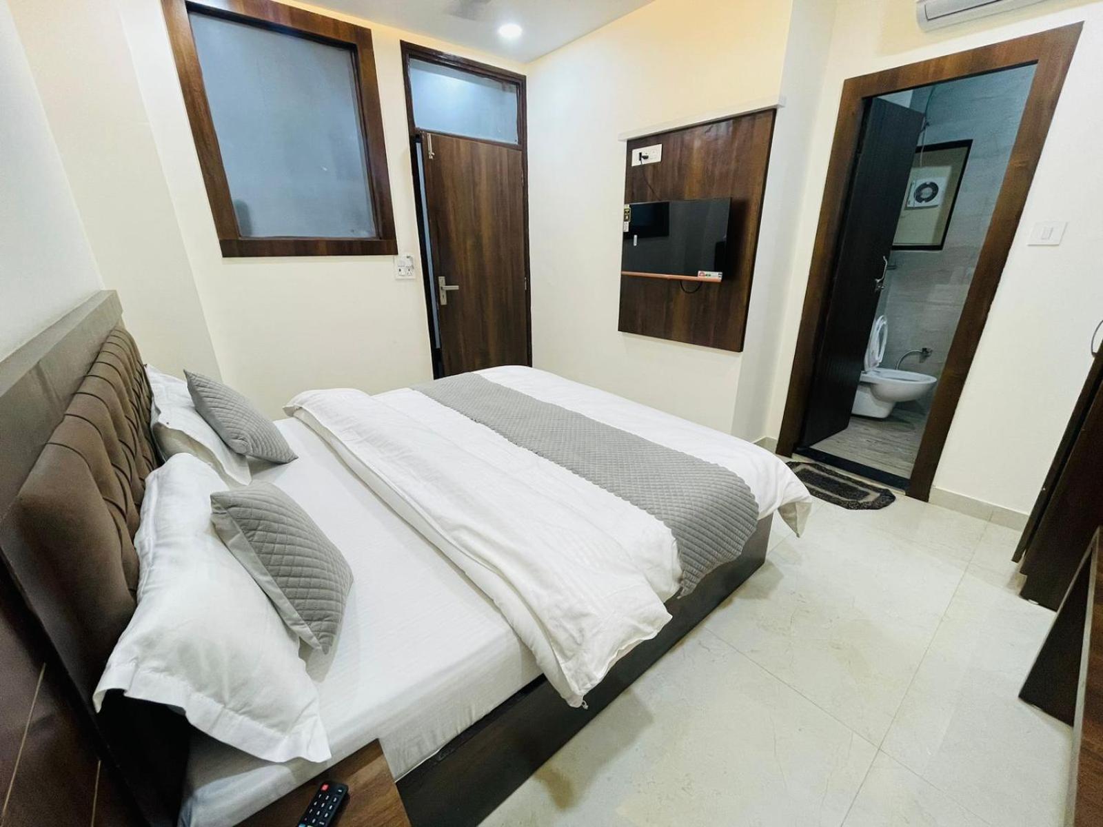 Divine Ganga - Serenity & Comfort In The Heart Of Haridwār Exteriör bild