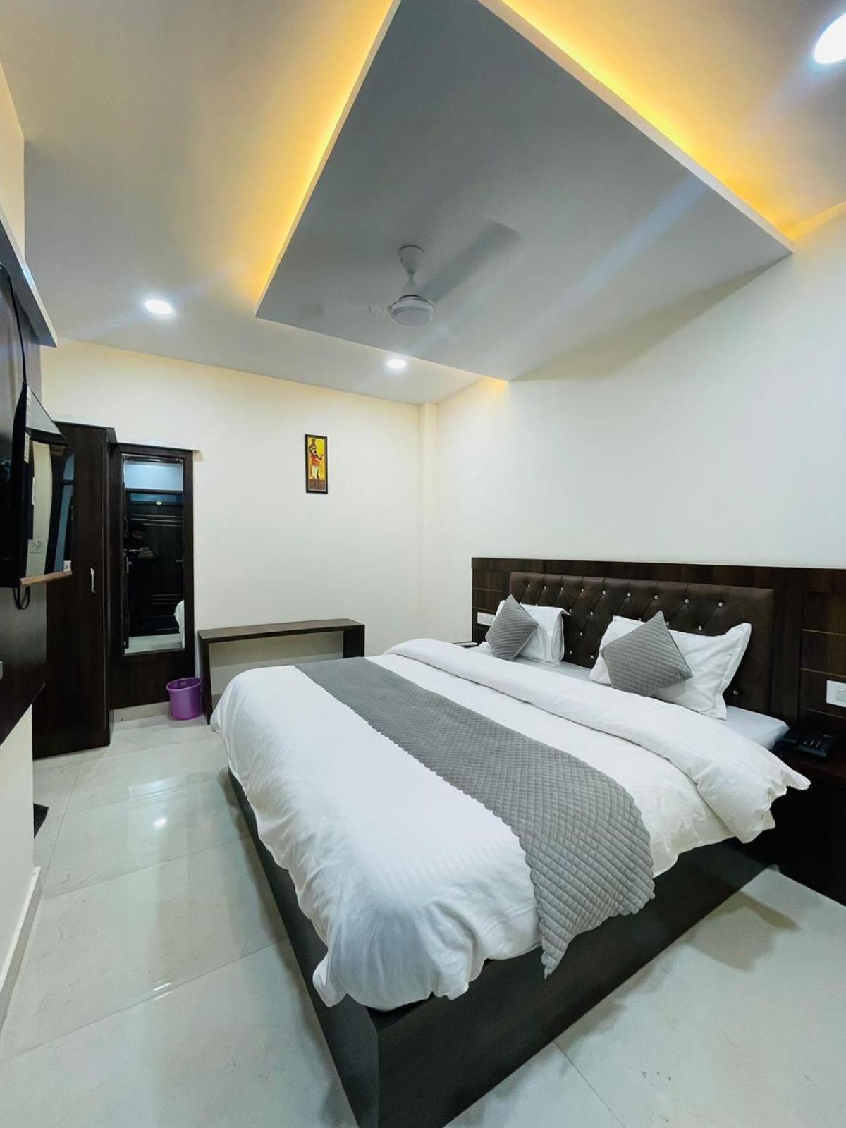 Divine Ganga - Serenity & Comfort In The Heart Of Haridwār Exteriör bild